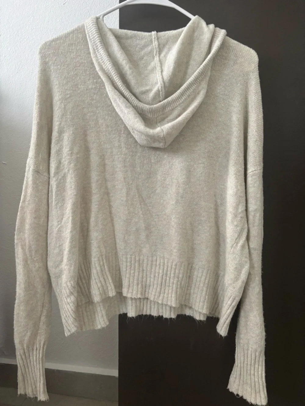 American Eagle Cream Oversized Knit Hoodie Sweater - XS
